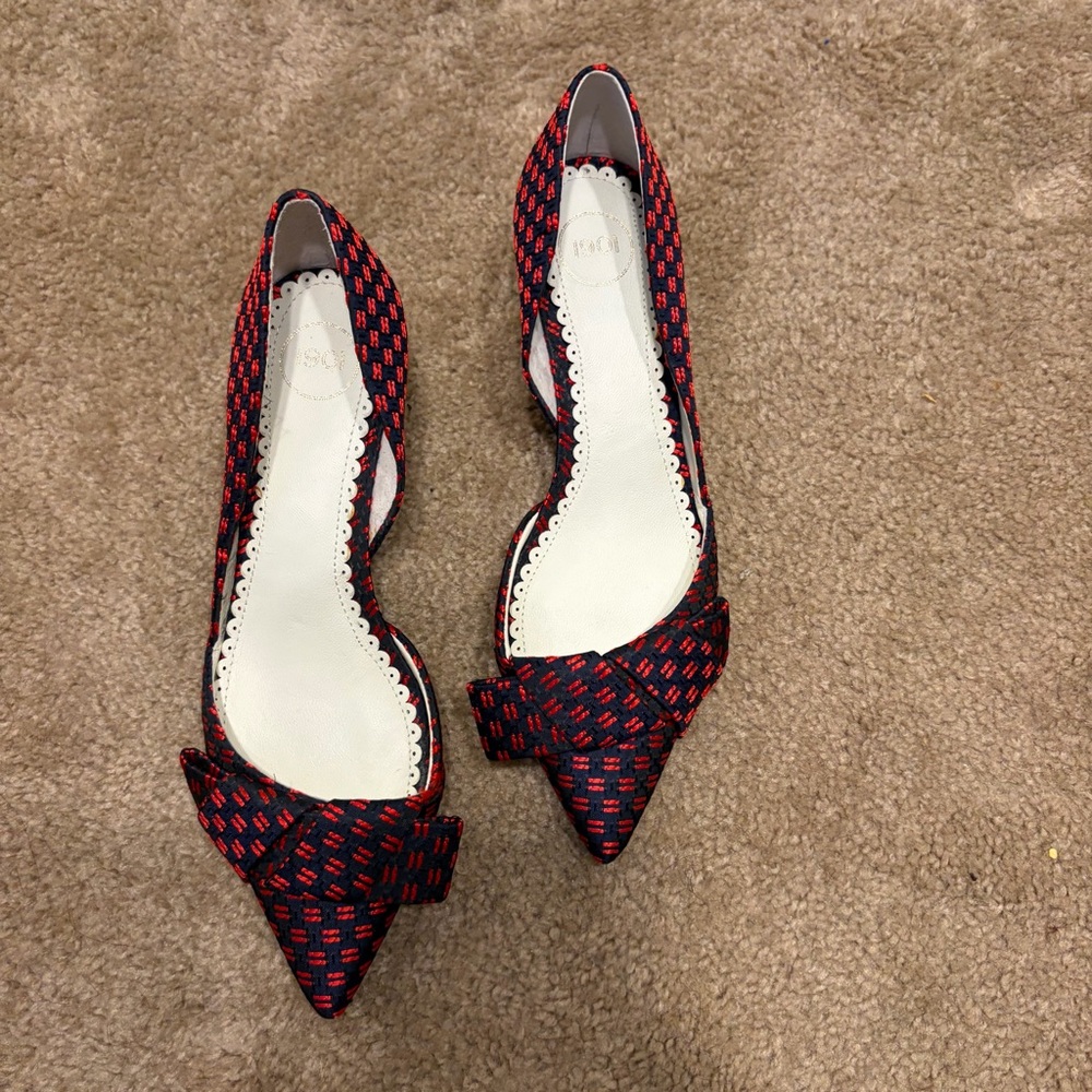 1901 Red and Navy Pointed Toe Bow-Accent Flats